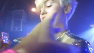 Miley Cyrus Allows Fans to Touch Her Vagina,Breast & Butthole During Show