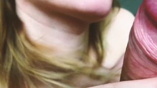 YOUNG STUDENT SUCKING GREAT COCK ZOOM HD