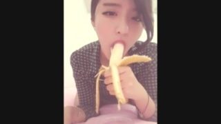 [한국] Korean Banana Blowjob