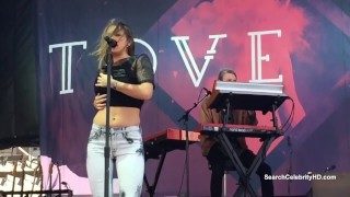 Tove Lo – Talking Body (Live at Boston Calling 2015)